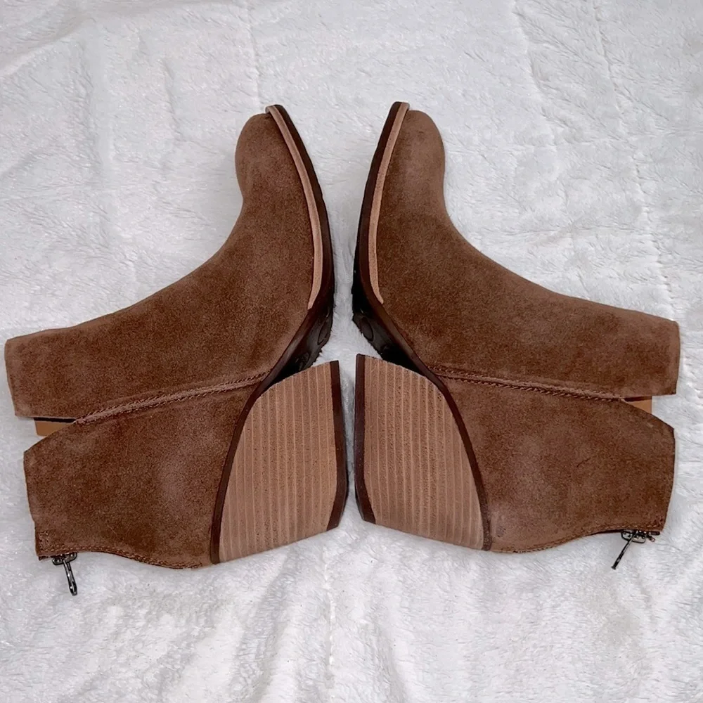 Kork-Ease Suede Leather Chandra Bootie Chunky Heel Boot Tan Brown Sz 9.5, NIB